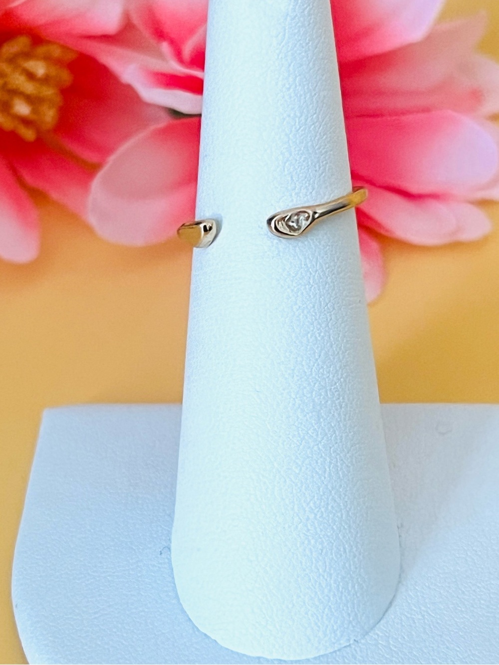 Gold plated ring adjustable size tiny clear stone